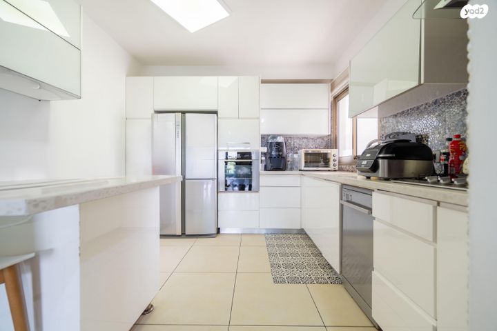 דירה, פנחס מאירי, נווה גן, פתח תקווה