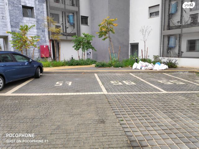 גג/ פנטהאוז, טופז, אבני חן, חריש