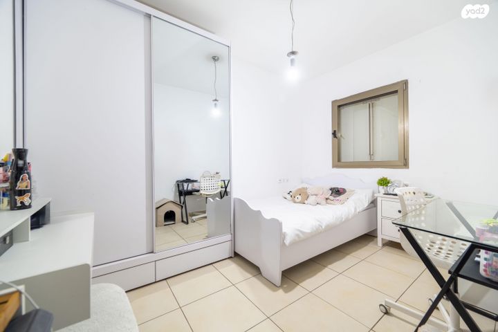 דירה, פנחס מאירי, נווה גן, פתח תקווה