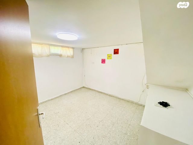 יחידת דיור, אלישמע, אלישמע