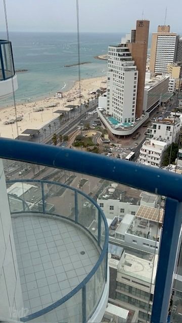 דירה להשכרה בתל אביב יפו (תיווך) — 2