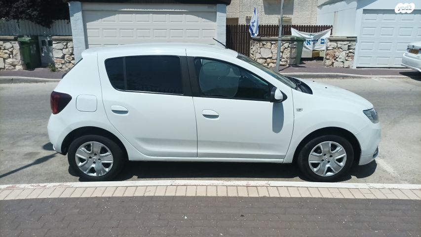 דאצ'יה סנדרו