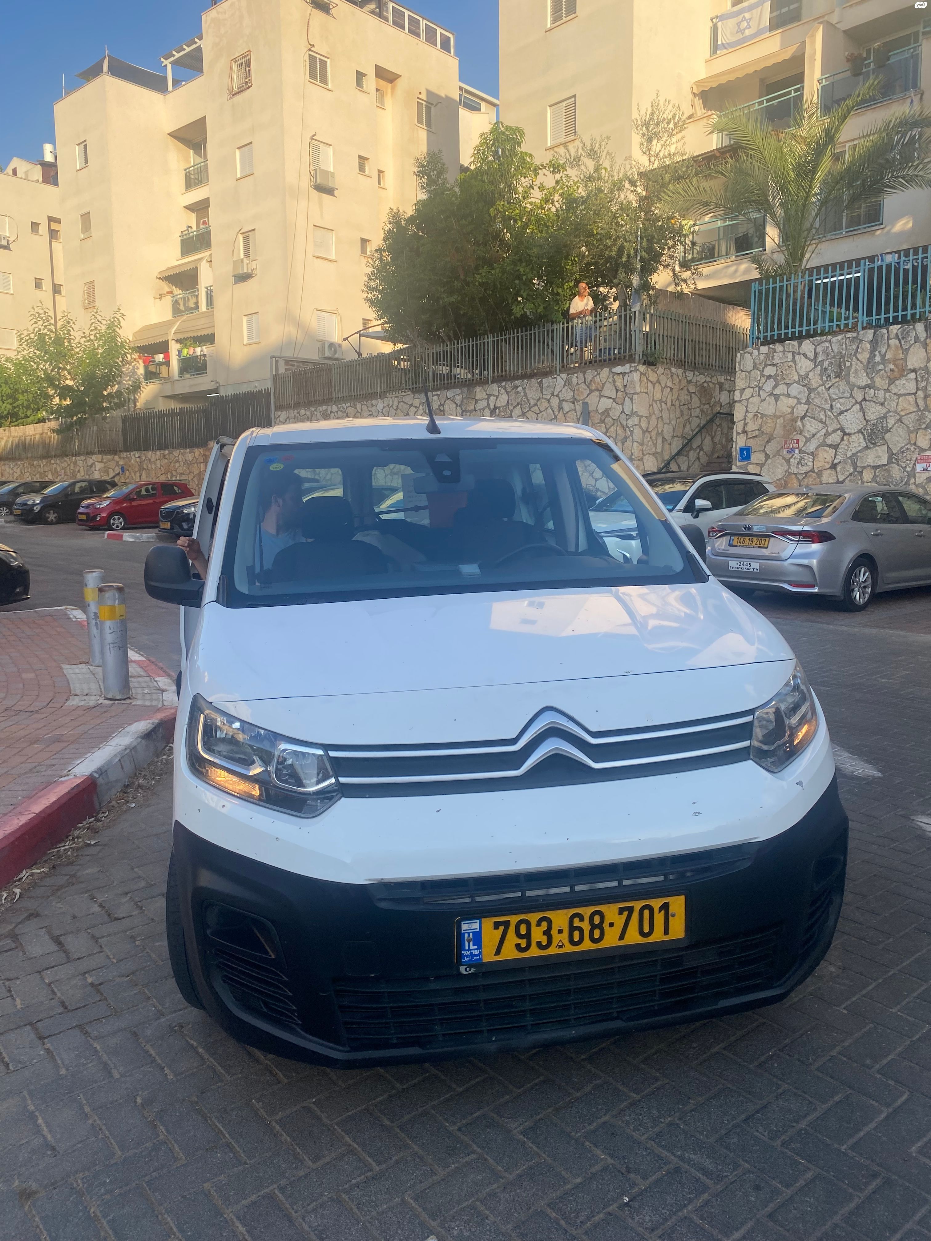 מודעת רכב סיטרואן ברלינגו 