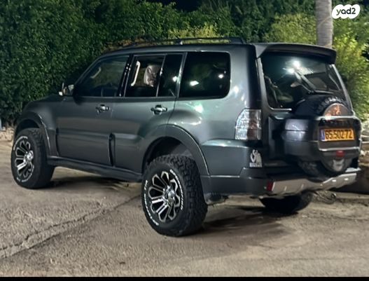 מיצובישי פג'רו