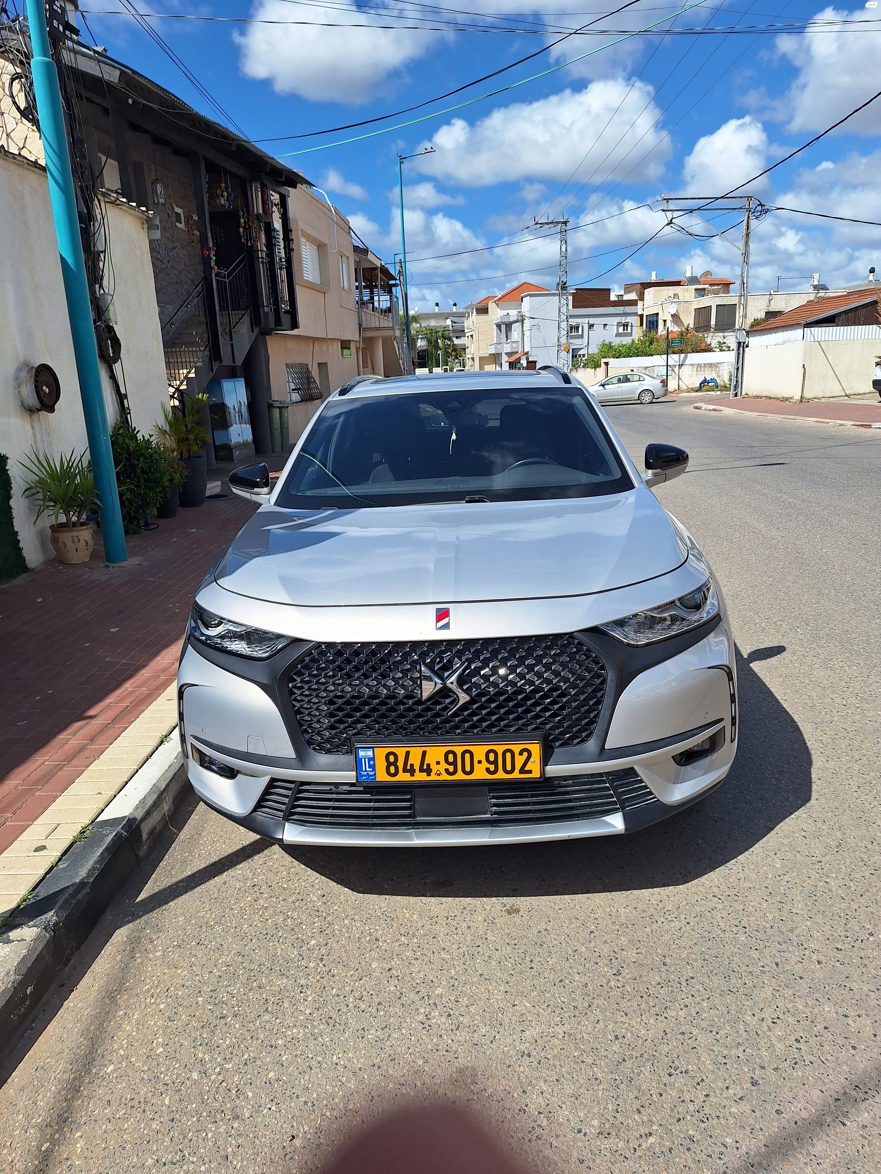 מודעת רכב די.אס 7