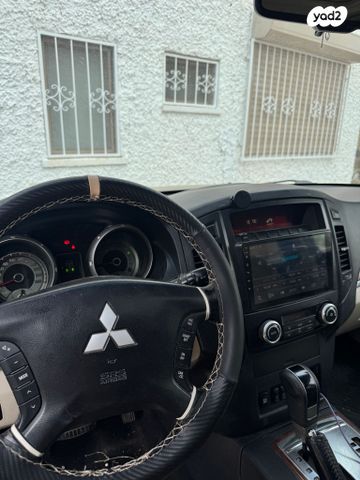 מיצובישי פג'רו