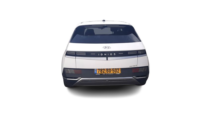 יונדאי איוניק 5