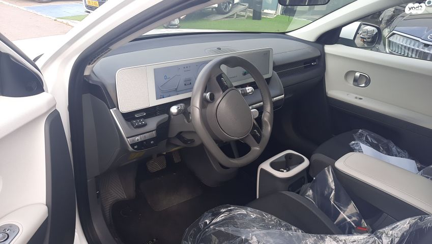 יונדאי איוניק 5