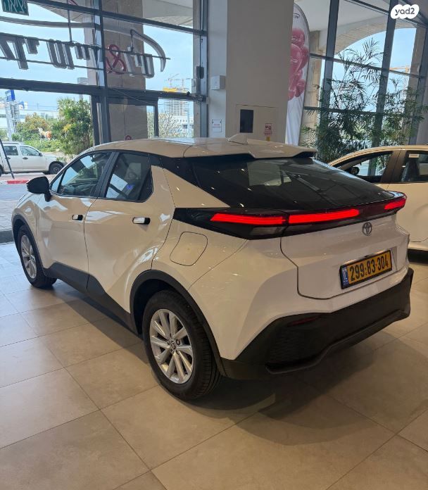 טויוטה C-HR