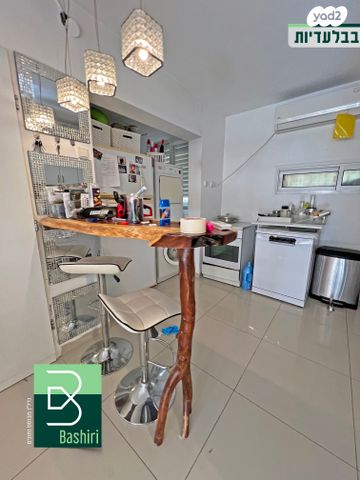 דירה, יוסף שפרינצק, קרית שמונה