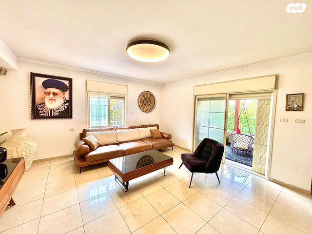 דירה, שלמה דוגה, גילה, ירושלים