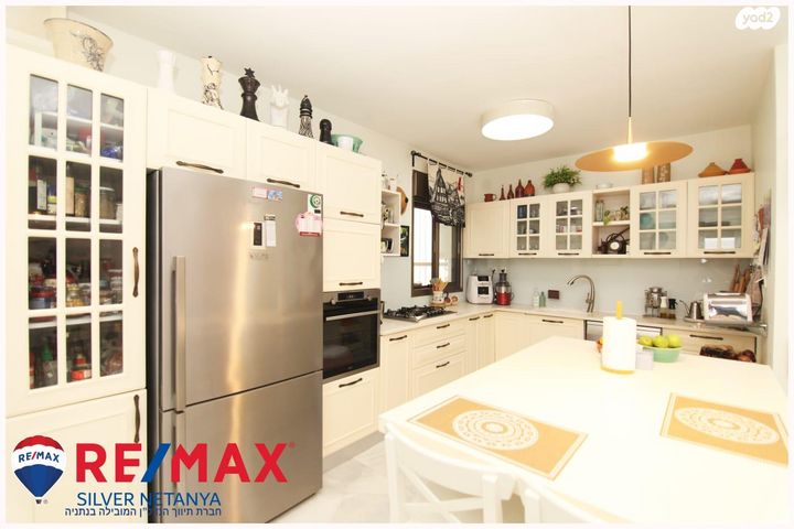 דירה, דרך דגניה 84, קרית השרון, נתניה