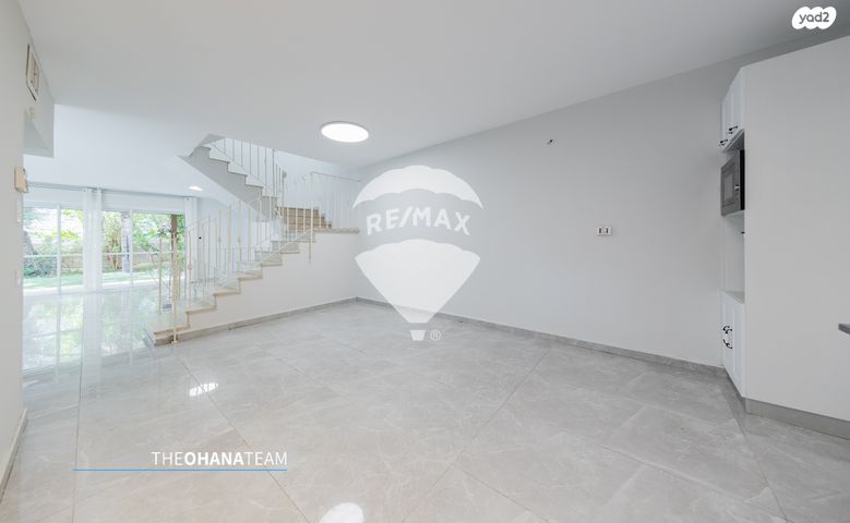 דו משפחתי, מעפילי אגוז, רמת פולג, נתניה