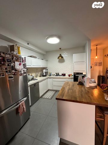 דירה, יגאל ידין 43, המגינים, מודיעין מכבים רעות