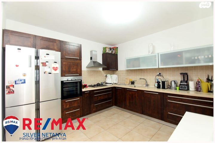 דירה, תאשור, קרית השרון, נתניה