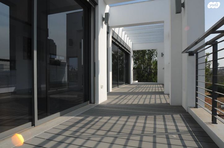 גג/ פנטהאוז, קהילת ורשה, הדר יוסף, תל אביב יפו