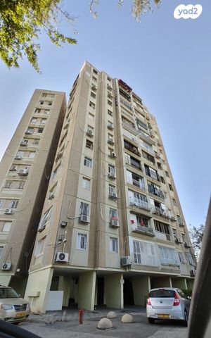 דירה, דרך ההגנה, נווה ברבור, כפר שלם מערב, תל אביב יפו