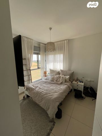 דירה, חזון אי"ש 16, רחובות הצעירה, רחובות