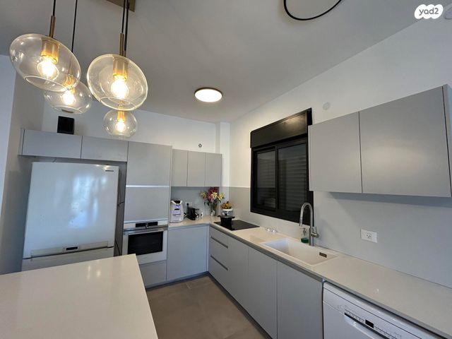 דירה, הדרים / כ"א, שוהם