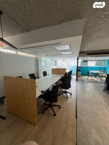 משרדים, יגאל אלון, נחלת יצחק, תל אביב יפו