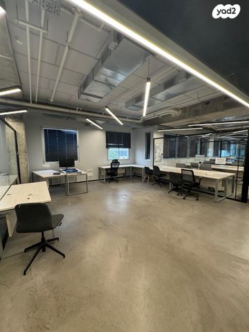 משרדים, יגאל אלון, ביצרון ורמת ישראל, תל אביב יפו