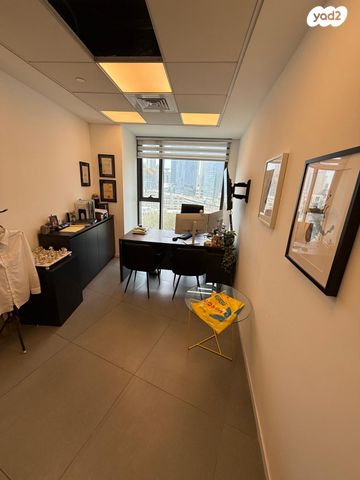 משרדים, גבעתיים