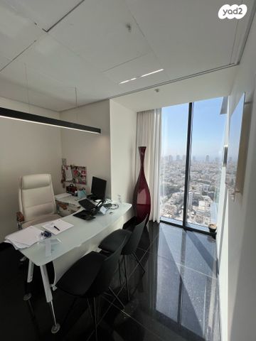 משרדים, הארבעה, תל אביב יפו