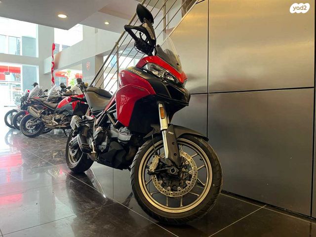 דוקאטי מולטיסטרדה 950