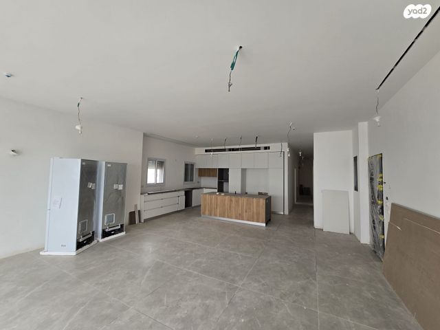 דירה, האלמוגים, רובע ד', אשדוד