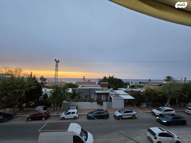 דירה, האלמוגים, רובע ד', אשדוד