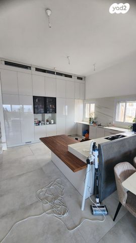 דירה, האלמוגים, רובע ד', אשדוד