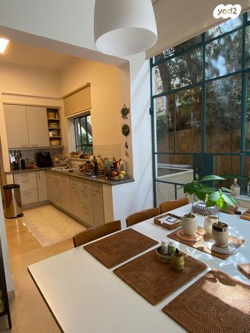 בית פרטי/ קוטג', יפה נוף, מרכז הכרמל, חיפה