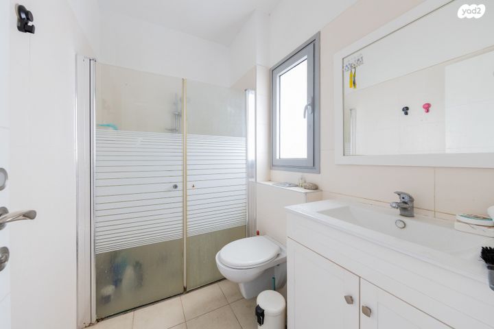 דירה, הוד השרון