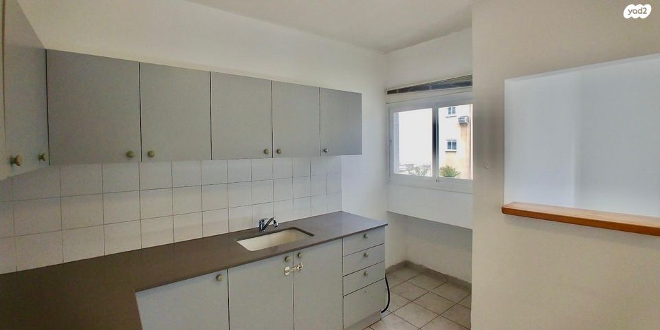 דירה, שביל החלב, נחלת יצחק, תל אביב יפו