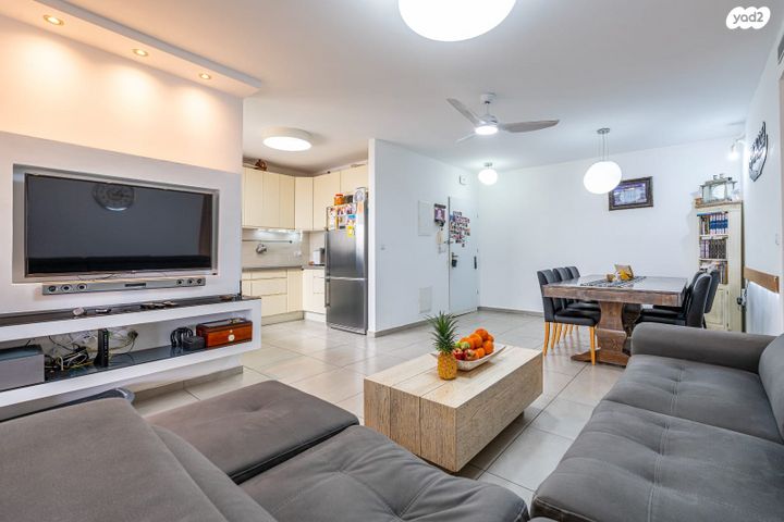 דירה, החרמון, היובל, אור עקיבא