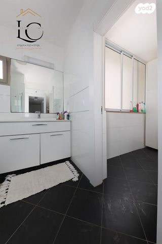 גג/ פנטהאוז, חולון