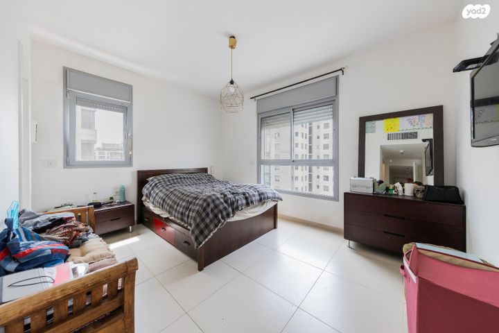 דירה, הוד השרון