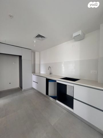 דירה, רוטשילד 2, רוטשילד עצמאות, בת ים