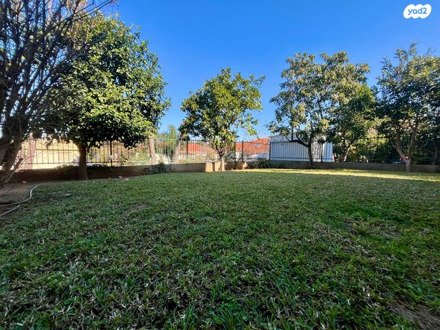 בית פרטי/ קוטג', שאר העיר, קדימה צורן