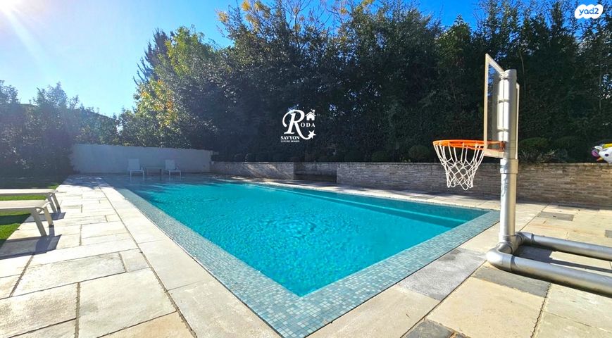 בית פרטי/ קוטג', סביון