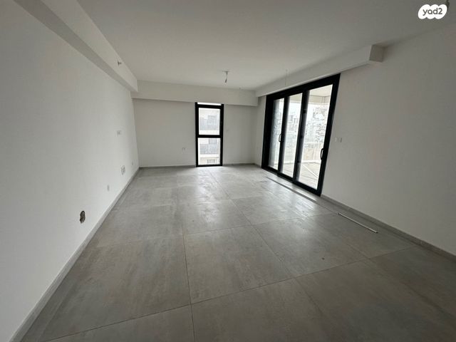 דירה, רוטשילד 2, רוטשילד עצמאות, בת ים