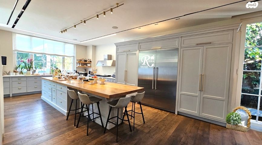 בית פרטי/ קוטג', סביון