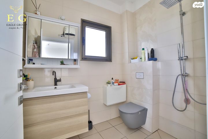 דירה, חיל התותחנים, ראשון לציון