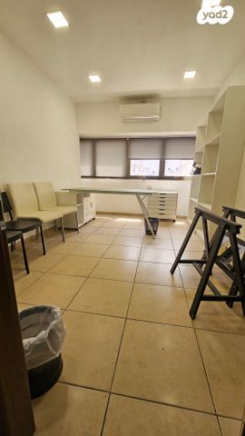 משרדים, הרצל, רמב"ם, ראשון לציון