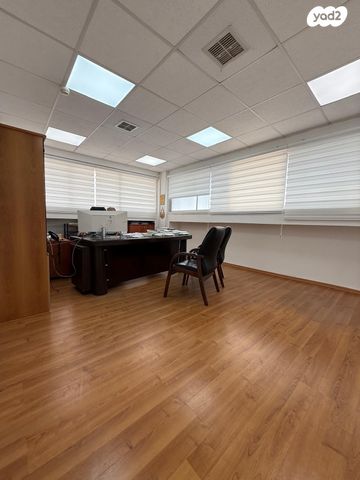 משרדים, אזור תעשיה הישן, כפר סבא