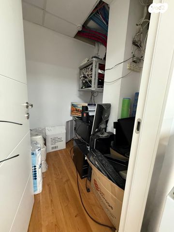 משרדים, אזור תעשיה הישן, כפר סבא