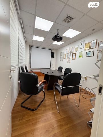 משרדים, אזור תעשיה הישן, כפר סבא