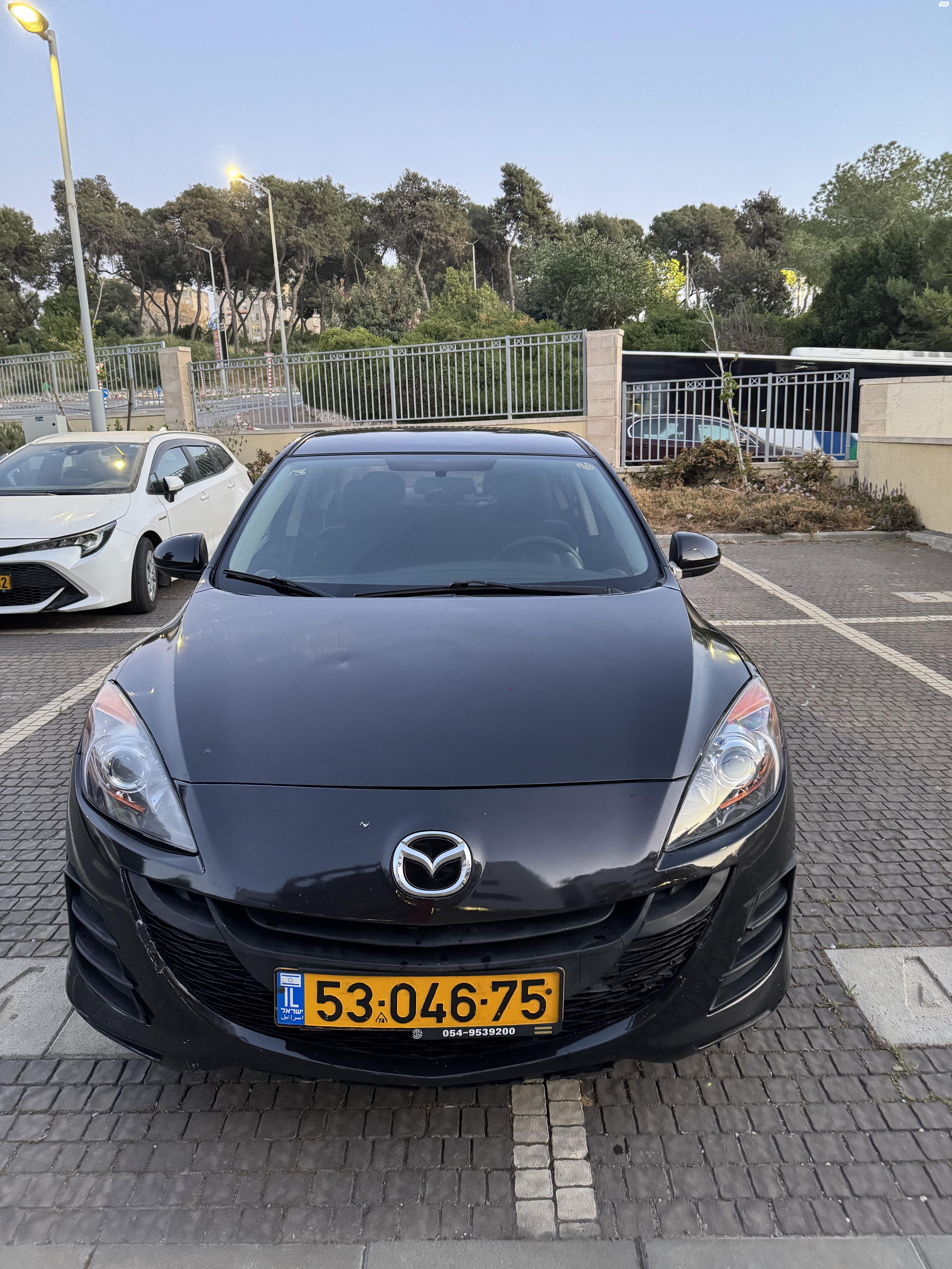 מודעת רכב מאזדה 3