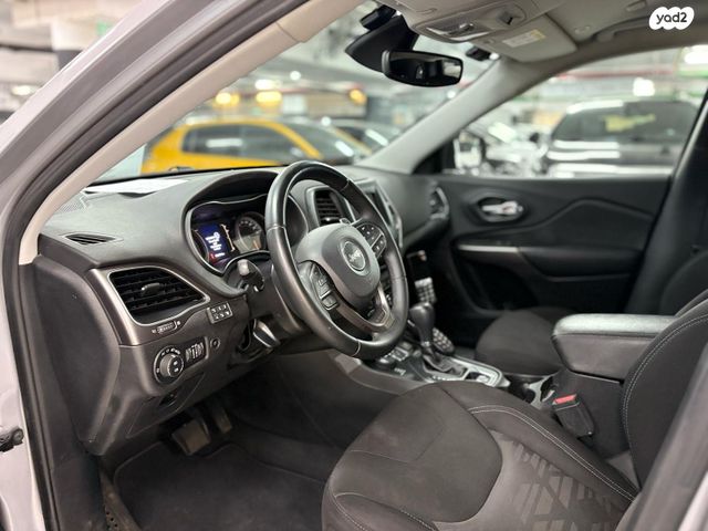 ג'יפ צ'ירוקי