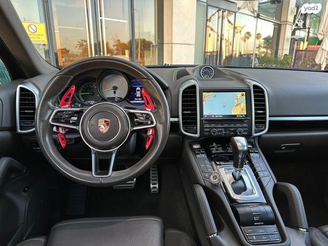 פורשה קאיין